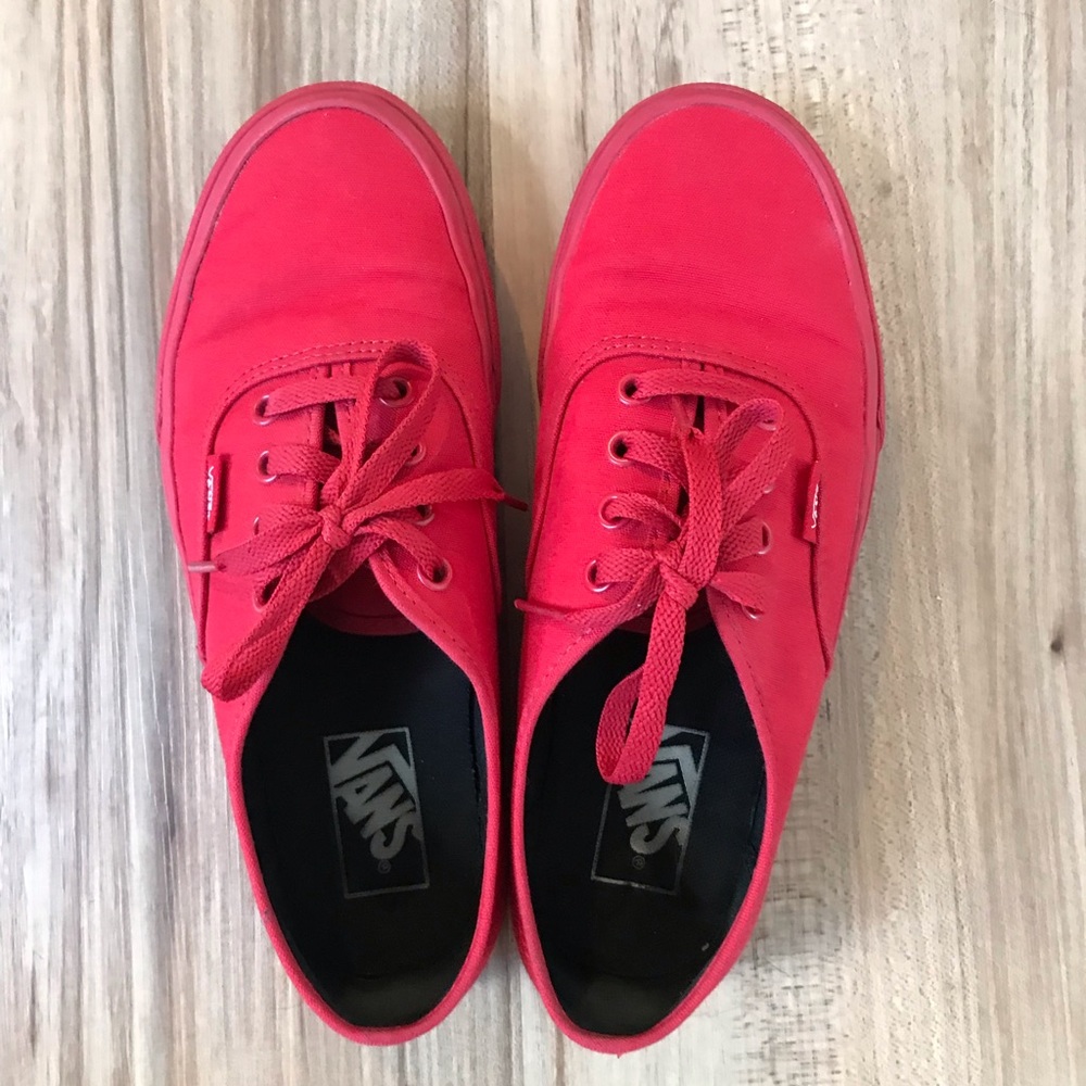 EXCLUSIVE Gold Mono Era Vans Classics - RED